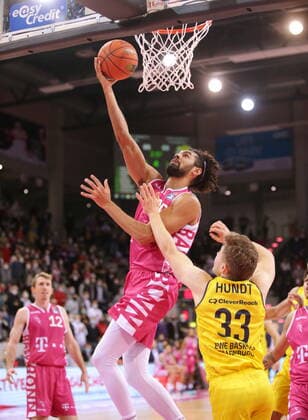 Jeremy Morgan Telekom Baskets Bonn vs EWE Baskets Oldenburg easyCredit BBL 1 Bundesliga , 2021 2022 season , Main round 9 matchday