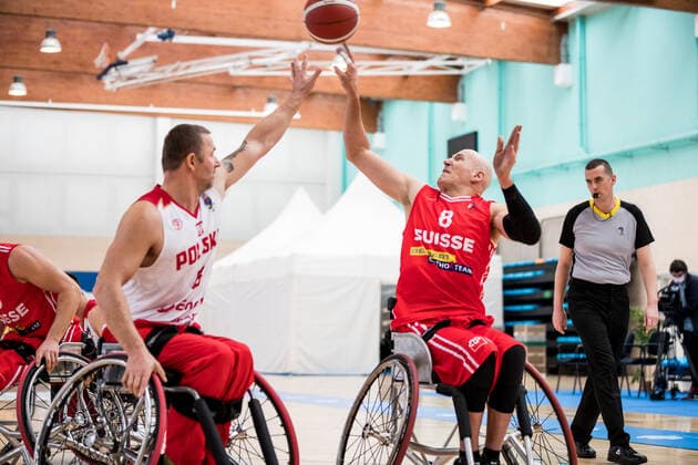 European Championship Wheelchair Basketball 04 12 2021 MADRID, SPAIN December 4 Wheelchair Basketball, Poland vs Switzerland Men, on Day 1 of the European Championship Wheelchair Basketball on 04 12 2021 at Polid Municipal Francisco Fernandez Ochoa in Madrid, Spain Krzysztof Bandura Poland, 5 , Nicolas Hausammann Switzerland, 8 Copyright: xBEAUTIFULxSPORTS Wunderlx