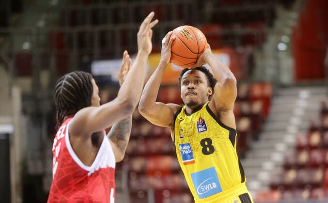 Basketball, BBL, MHP Riesen Ludwigsburg - s Oliver Wuerzburg