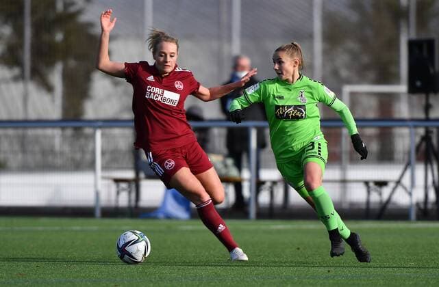 05 12 2021 Football Season 2021 2022 2 Women Football Bundesliga 12 Matchday 1 FC Nürnberg FCN Club MSV Duisburg Sport Photo Zink Kerstin Bogenschütz Bogenschuetz 8, 1 FC Nürnberg FCN Jenny Blitzer 13, MSV Duisburg , right.