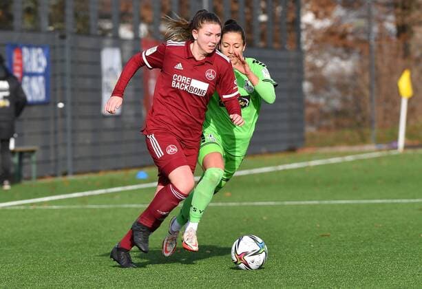 05 12 2021 Football Season 2021 2022 2 Women Football Bundesliga 12 Matchday 1 FC Nürnberg FCN Club MSV Duisburg Sportfoto Zink Kim Urbanek 11, 1 FC Nürnberg FCN Selina Vobian 11, MSV Duisburg , back.