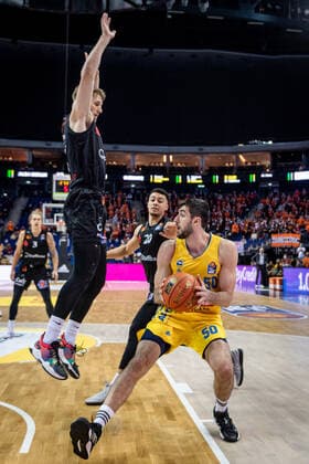 Basketball Berlin 05 12 2021 Season 2021 2022 easyCredit BBL 1 Bundesliga Men Alba Berlin NINERS Chemnitz Ben Lammers Alba Berlin, No 55