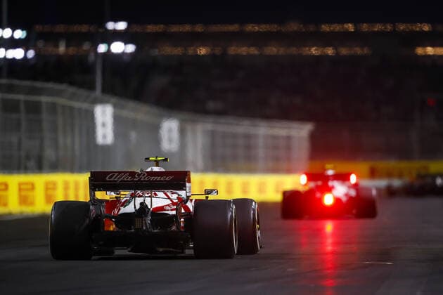 99 GIOVINAZZI Antonio (ita), Alfa Romeo Racing ORLEN C41, action during the Formula 1 stc Saudi Arabian Grand Prix 2021, 21th round of the 2021 FIA Formula One World Championship, WM, Weltmeisterschaft from December 3 to 5, 2021 on the Jeddah Corniche Circuit, in Jeddah, Saudi Arabia - F1 - SAUDI ARABIAN GRAND PRIX 2021 - RACE DPPI Panoramic  00121044__V2_7037.JPG