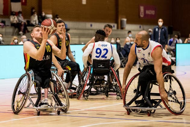 European Championship Wheelchair Basketball 05 12 2021 MADRID, SPAIN 5 December Wheelchair Basketball, France vs Germany Men, on Day 2 of the European Championship Wheelchair Basketball on 05 12 2021 at Polid Municipal Marques de Samaranch in Madrid, Spain Jan Haller Germany, 10 , Houcine Belaid France, 11 Copyright: xBEAUTIFULxSPORTS Wunderlx