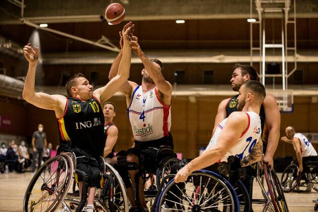 European Championship Wheelchair Basketball 05 12 2021 MADRID, SPAIN 5 December Wheelchair Basketball, France vs Germany Men, on Day 2 of the European Championship Wheelchair Basketball on 05 12 2021 at Polid Municipal Marques de Samaranch in Madrid, Spain Jan Haller Germany, 10 , Remi Bayle France, 4 Copyright: xBEAUTIFULxSPORTS Wunderlx