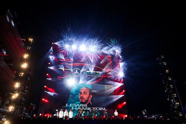 33 Max Verstappen NED, Red Bull Racing , 44 Lewis Hamilton GBR, Mercedes AMG Petronas F1 Team , 77 Valtteri Bottas FIN, Mercedes AMG Petronas F1 Team , F1 Grand Prix of Saudi Arabia at Jeddah Corniche Circuit on December 5, 2021 in Jeddah, Saudi Arabia Photo by HOCH ZWEI Jeddah Saudi Arabia
