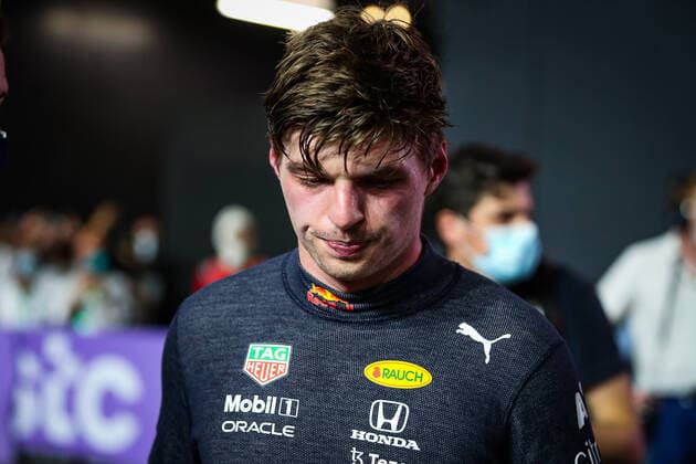 Sport Themen der Woche KW48 Sport Bilder des Tages VERSTAPPEN Max (ned), Red Bull Racing Honda RB16B, portrait during the Formula 1 stc Saudi Arabian Grand Prix 2021, 21th round of the 2021 FIA Formula One World Championship, WM, Weltmeisterschaft from December 3 to 5, 2021 on the Jeddah Corniche Circuit, in Jeddah, Saudi Arabia - F1 - SAUDI ARABIAN GRAND PRIX 2021 - RACE DPPI Panoramic  20211205_GOODEN_FGO08140