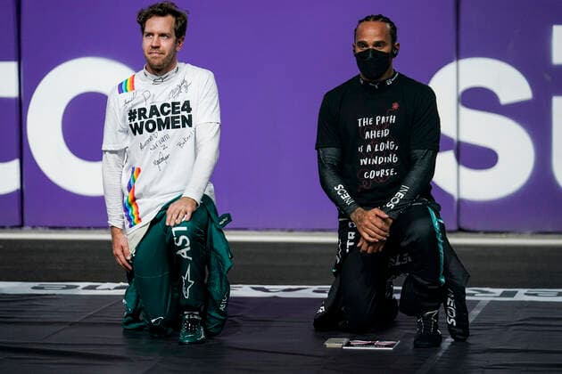 December 5, 2027, Jeddah, Saudi Arabia: SEBASTIAN VETTEL of Germany and Aston Martin F1 Team and LEWIS HAMILTON of Great Britain and Mercedes-AMG F1 Team on the starting grid before the 2021 FIA Formula 1 Saudi Arabian Grand Prix at Jeddah Corniche Circuit in Jeddah, Saudi Arabia. Jeddah Saudi Arabia - ZUMAg147 20271205_zap_g147_086 Copyright: xJamesxGasperottix