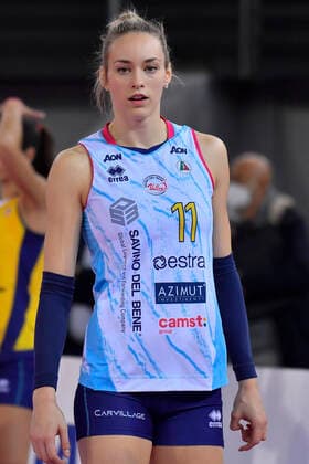 Italy: Acqua & Sapone Volley Roma vs Savino Del Bene Scandicci 1-3 Louisa Lippmann of Savino Del Bene Volley during the Women s Volleyball Championship Series A1 match between Acqua & Sapone Volley Roma and Savino Del Bene Scandicci at PalaEur, 5th December, 2021 in Rome, Italy. Rome Italy Copyright: DomenicoxCippitelli