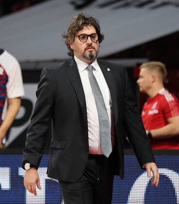 Andrea Trinchieri Bayern Basketball, head coach before the game GER, FC Bayern Basketball vs Academics Heidelberg, Basketball, 1 Bundesliga, season 2021 2022, 06 12 2021, GER, FC Bayern Basketball vs Academics Heidelberg, Basketball, 1 Bundesliga, season 2021 2022, 06 12 2021, Muenchen Copyright: xEIBNER MarcelxEngelbrechtx EP_EER