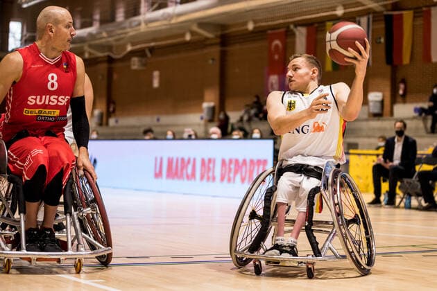 European Championship Wheelchair Basketball 07 12 2021 MADRID, SPAIN December 7 Wheelchair Basketball, Germany vs Switzerland Men, on Day 4 of the European Championship Wheelchair Basketball on 07 12 2021 at Polid Municipal Marques de Samaranch in Madrid, Spain Nicolas Hausammann Switzerland, 8 , Jan Haller Germany, 10 Copyright: xBEAUTIFULxSPORTS Wunderlx