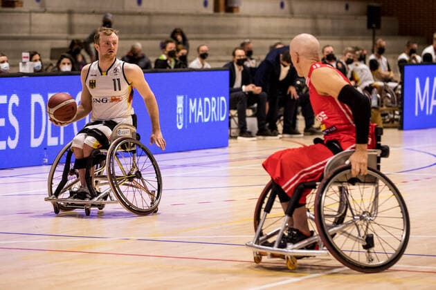 European Championship Wheelchair Basketball 07 12 2021 MADRID, SPAIN December 7 Wheelchair Basketball, Germany vs Switzerland Men, on Day 4 of the European Championship Wheelchair Basketball on 07 12 2021 at Polid Municipal Marques de Samaranch in Madrid, Spain Jan Sadler Germany, 11 , Nicolas Hausammann Switzerland, 8 Copyright: xBEAUTIFULxSPORTS Wunderlx