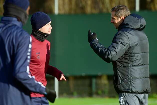 ANTWERP, BELGIUM - DECEMBER 08 : Radja Nainggolan defender of Antwerp FC and Brian Priske head coach of Antwerp FC pictured during a training session of Royal Antwerp FC prior to their Europa League game against Olympiacos on December 8, 2021 in Antwerp, Belgium, 8 12 2021 ( media activities Royal Antwerp - Europa League PhotoNews Panoramic 