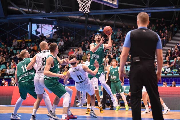 7DAYS EUROCUP KOSZYKOWKA MEZCZYZN 6 KOLEJKA MECZ WKS SLASK WROCLAW - HAMBURG TOWERS 7DAYS EUROCUP BASKETBALL MANS MATCH WKS SLASK WROCLAW - HAMBURG TOWERS KEREM KANTER FOT. PRZEMYSLAW KAROLCZUK 400MM.PL NEWSPIX.PL --- Newspix.pl  211208_slask_hamburg_KAR-27