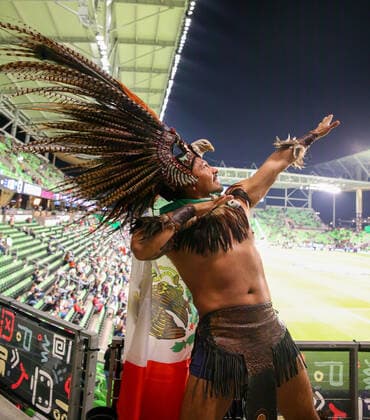 December 8, 2021: A Mexico supporter at Q2 Stadium for an International Friendly, Länderspiel, Nationalmannschaft soccer match between Mexico and Chile on December 8, 2021 in Austin, Texas. arrive at Q2 Stadium for an international friendly soccer match between Mexico and Chile on December 8, 2021 in Austin, Texas. - ZUMAc201 20211208_zap_c201_007 Copyright: xScottxColemanx