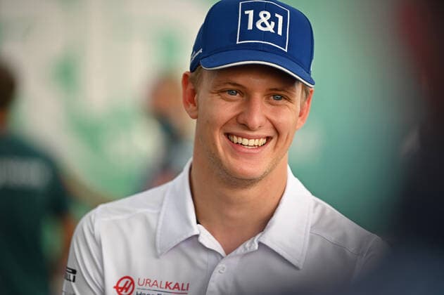 09 12 2021, xekx, Formula 1 FIA, Abu Dhabi Grand Prix 2021 emspor, Mick Schumacher Haas F1, 47 DFL DFB REGULATES PROHIBIT ANY USE OF PHOTOGRAPHS as IMAGE SEQUENCES and or QUASI VIDEO Abu Dhabi eel-fotografie Eberhard Krieger