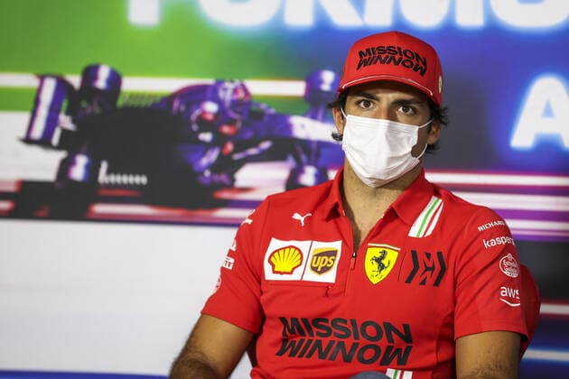 SAINZ Carlos (spa), Scuderia Ferrari SF21, portrait, Thursday press conference, PK, Pressekonferenz during the Formula 1 Etihad Airways Abu Dhabi Grand Prix 2021, 22th round of the 2021 FIA Formula One World Championship, WM, Weltmeisterschaft from December 10 to 12, 2021 on the Yas Marina Circuit, in Yas Island, Abu Dhabi - F1 - ABU DHABI GRAND PRIX 2021 DPPI Panoramic  00121045_AV6_4539.JPG