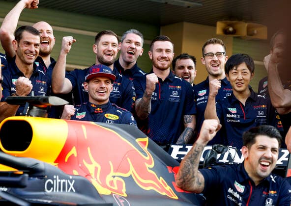 33 Max Verstappen NED, Red Bull Racing , F1 Grand Prix of Abu Dhabi at Yas Marina Circuit on December 9, 2021 in Abu Dhabi, United Arab Emirates Photo by HOCH ZWEI Abu Dhabi United Arab Emirates