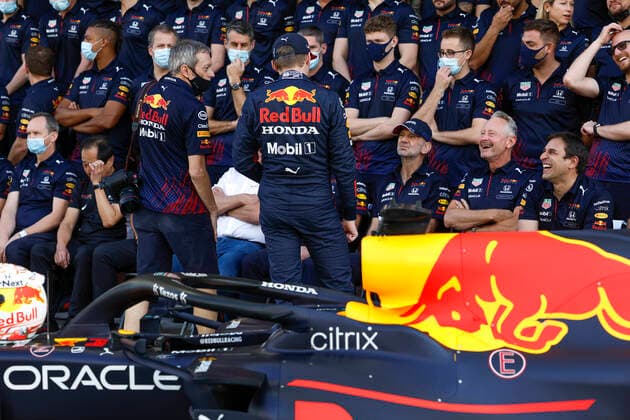 33 Max Verstappen NED, Red Bull Racing , F1 Grand Prix of Abu Dhabi at Yas Marina Circuit on December 9, 2021 in Abu Dhabi, United Arab Emirates Photo by HOCH ZWEI Abu Dhabi United Arab Emirates