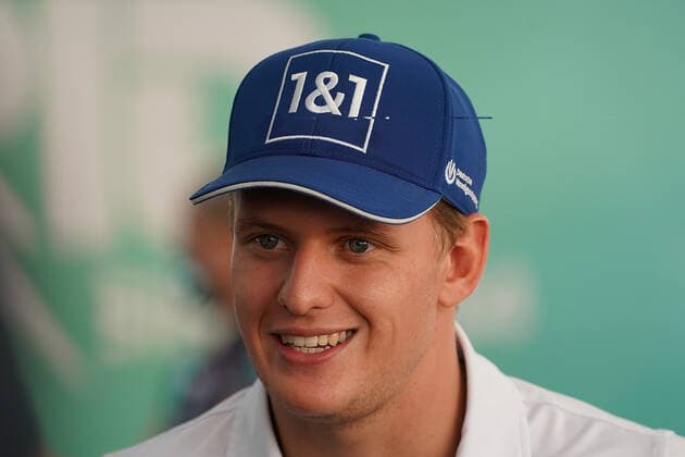 09 12 2021, Yas Marina Circuit, Abu Dhabi, FORMULA 1 ETIHAD AIRWAYS ABU DHABI GRAND PRIX 2021 , in picture Mick Schumacher DEU , Haas F1 Team Foto EU Images Abu Dhabi Yas Marina Circuit United Arab Emirates  eu-images-506