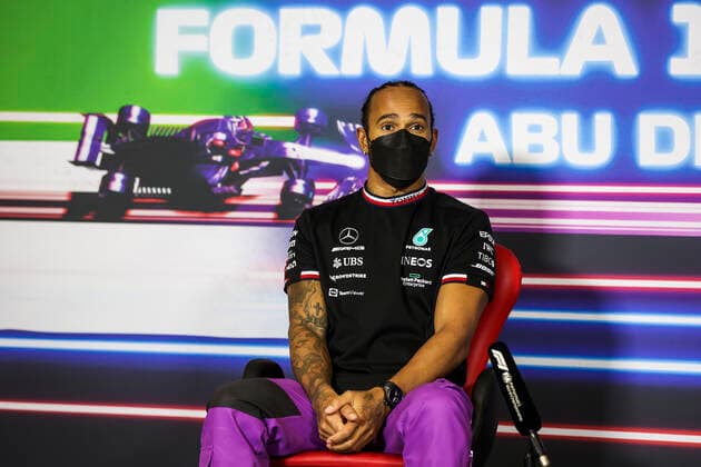 44 Lewis Hamilton GBR, Mercedes AMG Petronas F1 Team , F1 Grand Prix of Abu Dhabi at Yas Marina Circuit on December 9, 2021 in Abu Dhabi, United Arab Emirates Photo by HOCH ZWEI Abu Dhabi United Arab Emirates