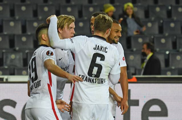 09 12 2021, xjhx, football UEFA Europa League, Fenerbahce Istanbul Eintracht Frankfurt emspor, v l goal celebration after the goal celebrating the goal celebrate 0 1 by Djibril Sow Eintracht Frankfurt DFL DFB REGULATIONS PROHIBIT ANY USE OF PHOTOGRAPHS as IMAGE SEQUENCES and or QUASI VIDEO Istanbul