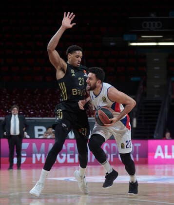 09 12 2018, Euroleague, FC Bayern Basketball vs Anadolou, Audi Dome Munich, sports, pictured Augustine Rubit FCB Basketball vs Vasilje Micic Anadolou Efes.