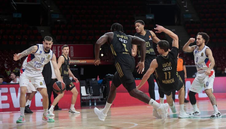 09 12 2018, Euroleague, FC Bayern Basketball vs Anadolou, Audi Dome Munich, sports, in the picture Adrien Moerman Anadolou Efes , Zan Mark Sisko FCB Basketball , Othello Hunter FCB Basketball , Augustine Rubit FCB Basketball , Vladimir Lucic FCB Basketball and Shane Larkin Anadolou Efes.