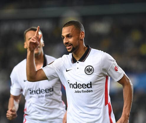 Timothy Chandler (22) and Djibril Sow (8) of Eintracht Frankfurt during the UEFA Europa League group D match between Fenerbahce and Eintracht Frankfurt at Ulker Stadium on December 9, 2021 in Istanbul, Turkey. (Photo by Seskimphoto) Fenerbahce v Eintracht Frankfurt: Group D - UEFA Europa League 