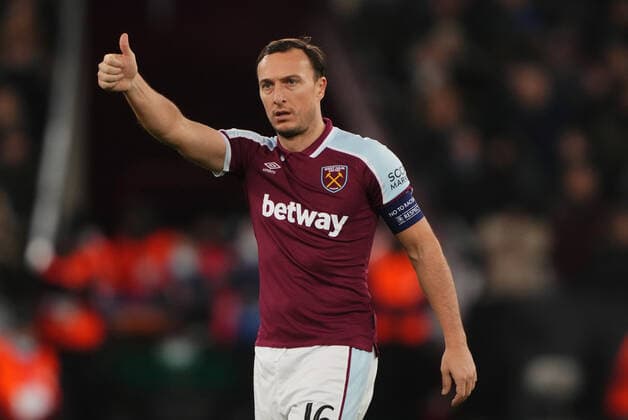 Mandatory Credit: Photo by Jed Leicester Shutterstock (12637592ag) Mark Noble of West Ham gives a thumbs up West Ham United v Dinamo Zagreb, UEFA Europa League, Group H, Football, London Stadium, London, UK - 09 Dec 2021 EDITORIAL USE ONLY No use with unauthorised audio, video, data, fixture lists, club league logos or live services. Online in-match use limited to 120 images, no video emulation. No use in betting, games or single club league player publications. West Ham United v Dinamo Zagreb, UEFA Europa League, Group H, Football, London Stadium, London, UK - 09 Dec 2021 EDITORIAL USE ONLY No use with unauthorised audio, video, data, fixture lists, club league logos or live services. Online in-match use limited to 120 images, no video emulation. No use in betting, games or single club league player publications.  Copyright: xJedxLeicester Shutterstockx 12637592ag