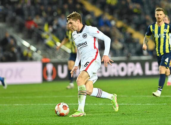 Kristijan Jakic of Eintracht Frankfurt during the UEFA Europa League group D match between Fenerbahce and Eintracht Frankfurt at Ulker Stadium on December 9, 2021 in Istanbul, Turkey. (Photo by Seskimphoto) Fenerbahce v Eintracht Frankfurt: Group D - UEFA Europa League 