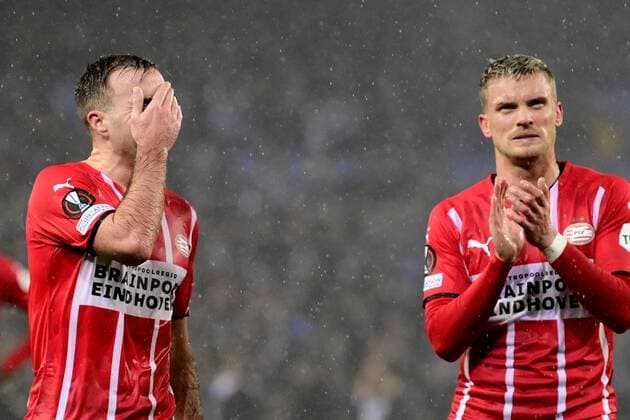 SAN SEBASTIAN Mario Gotze, Max or PSV Eindhoven PSV lose 3 0 in the UEFA Europa League match against Real Sociedad at Estadio de Anoeta on December 9, 2021 in San Sebastian, Spain ANP OLAF KRAAK UEFA Europa League 2021 2022 xVIxANPxSportx xxANPxIVx 441838763