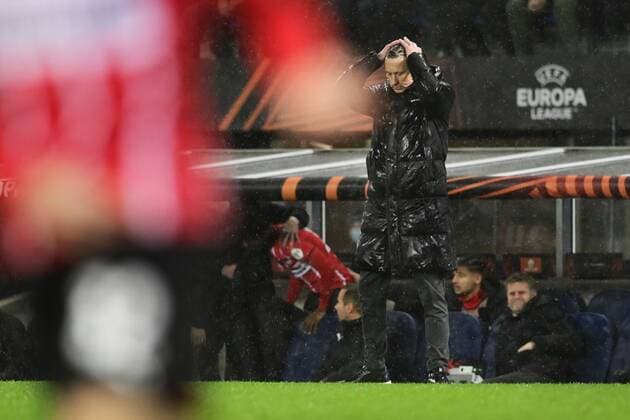 SAN SEBASTIAN PSV Eindhoven coach Roger Schmidt PSV lose 3 0 in the UEFA Europa League match against Real Sociedad at Estadio de Anoeta on December 9, 2021 in San Sebastian, Spain ANP OLAF KRAAK UEFA Europa League 2021 2022 xVIxANPxSportx xxANPxIVx 441839444