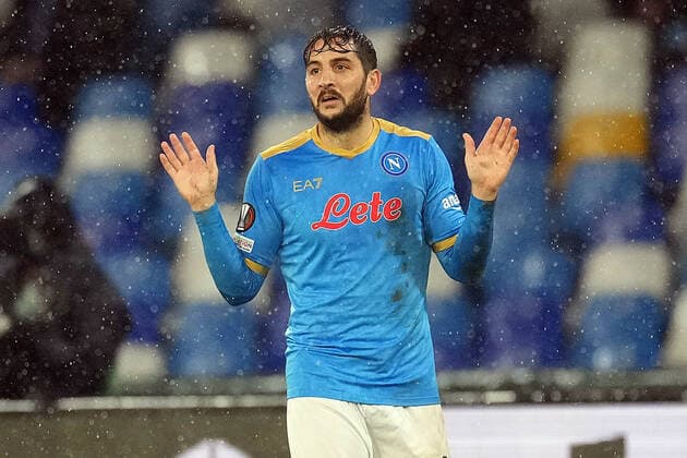 NAPLES, ITALY – DICEMBER 09: Kostas Manolas of SSC Napoli during the UEFA Europa League Group C match between SSC Napoli and Leicester City FC at Stadio Diego Armando Maradona on Dicember 09, 2021 in Naples, Italy Copyright: xFotoagenziax