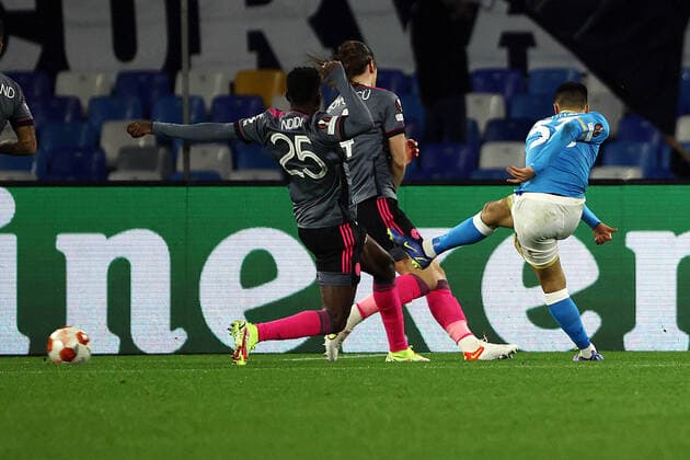 NAPLES, ITALY – DICEMBER 09: Adam Ounas of SSC Napoli scores during the UEFA Europa League Group C match between SSC Napoli and Leicester City FC at Stadio Diego Armando Maradona on Dicember 09, 2021 in Naples, Italy Copyright: xFotoagenziax
