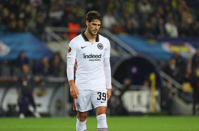 09 12 2021, Football UEFA Europa League, Fenerbahce SK Istanbul Eintracht Frankfurt, emonline, emspor, v l , Goncalo Paciencia Eintracht Frankfurt disappointed, disappointed looking, dissapointed, sad, frustrated, frustrated DFL DFB REGULATES PROHIBIT ANY USE OF PHOTOGRAPHS AS IMAGE SEQUENCES AND OR QUASI VIDEO xdcx Copyright: HMBxMedia Claus