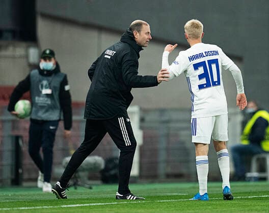 Head coach Jess Thorup and FCKs Hakon Arnar Haraldsson FC Copenhagen meets Slovan Bratislava in Conference League group F, in Parken in Copenhagen, Thursday 9 December 2021, Copenhagen Denmark  Copyright: ClausxBechx cop103 spdk20211209-233953-L
