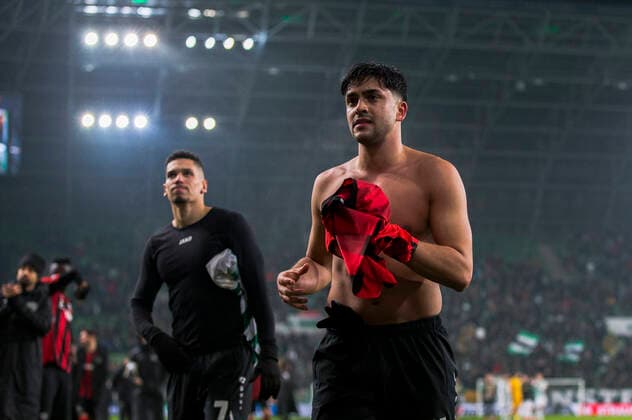 Paulinho, Nadiem Amiri Ferencvaros vs Bayern Leverkusen, Uefa Europa Leafue, 09 December, 09 12 2021 Ferencvaros vs Bayern Leverkusen, Uefa Europa Leafue, 09 December, 09 12 2021 Budapest Copyright: xEIBNER NikolaxKrsticx EP_EER