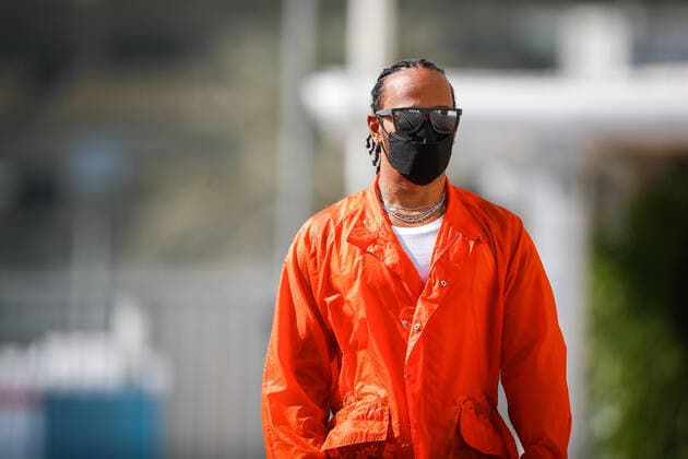 HAMILTON Lewis (gbr), Mercedes AMG F1 GP W12 E Performance, portrait during the Formula 1 Etihad Airways Abu Dhabi Grand Prix 2021, 22th round of the 2021 FIA Formula One World Championship, WM, Weltmeisterschaft from December 10 to 12, 2021 on the Yas Marina Circuit, in Yas Island, Abu Dhabi - F1 - ABU DHABI GRAND PRIX 2021 DPPI Panoramic  00121045__V2_8819