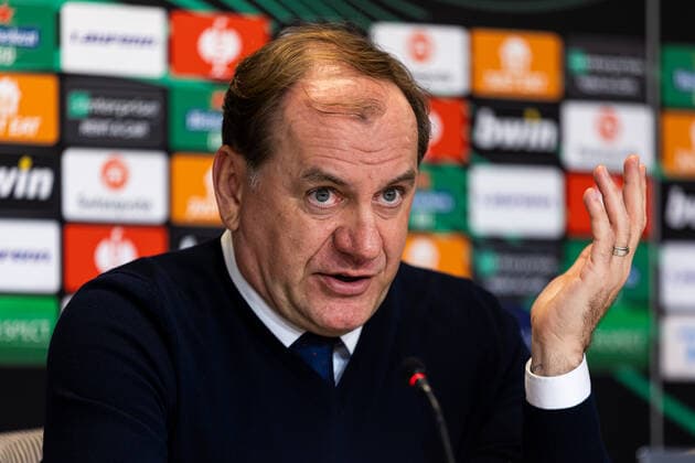 FC Copenhagen v Slovan Bratislava, UEFA Europa Conference League, Copenhagen, Denmark Copenhagen, Denmark. 09th, December 2021. Manager Vladimir Weiss of Slovan Bratislava seen at the press conference, PK, Pressekonferenz after the UEFA Europa Conference League match between FC Copenhagen and Slovan Bratislava at Parken in Copenhagen. Copenhagen Denmark  Copyright: xGonzalesxPhoto DejanxObretkovicx
