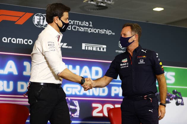 F1 Grand Prix of Abu Dhabi Toto Wolff (AUT, Mercedes-AMG Petronas F1 Team), Christian Horner (GBR, Red Bull Racing), F1 Grand Prix of Abu Dhabi at Yas Marina Circuit on December 10, 2021 in Abu Dhabi, United Arab Emirates. (Photo by Bryn Lennon Getty Images FIA Pool via HOCH ZWEI) Abu Dhabi Yas Marina Circuit United Arab Emirates Poolfoto HOCH ZWEI Pool Getty Images ,EDITORIAL USE ONLY