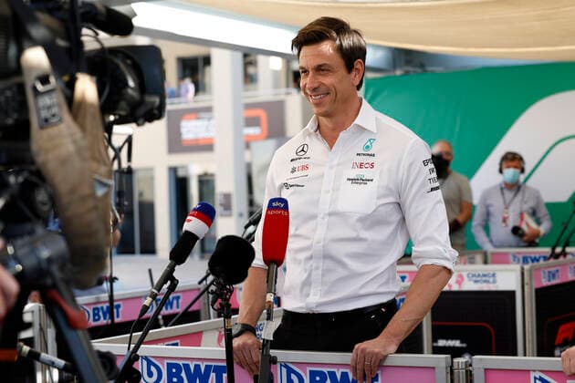 Toto Wolff AUT, Mercedes AMG Petronas F1 Team , F1 Grand Prix of Abu Dhabi at Yas Marina Circuit on December 10, 2021 in Abu Dhabi, United Arab Emirates Photo by HOCH ZWEI Abu Dhabi United Arab Emirates