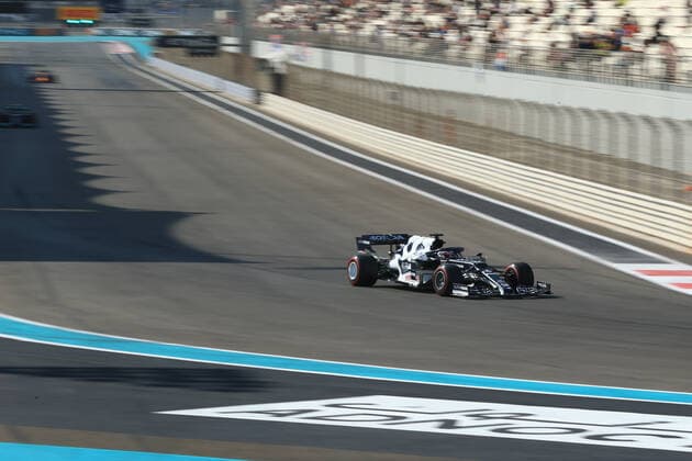 10th December 2021; Yas Marina Circuit, Abu Dhabi, United Arab Emirates: FIA Abu Dhabi F1 Grand Prix, practice day: Scuderia AlphaTauri Honda, Yuki Tsunoda  ActionPlus12346752 Octane