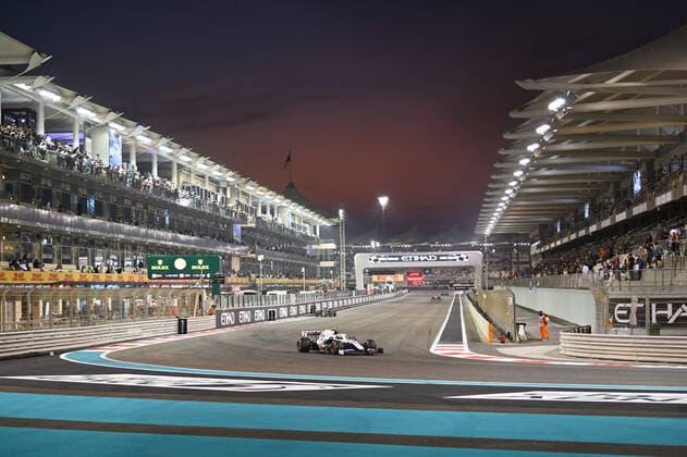 10 12 2021, xekx, Formula 1 FIA, Abu Dhabi Grand Prix 2021 emspor, Mick Schumacher Haas F1, 47 , Formula 1 GP Abu Dhabi 2021 DFL DFB REGULATES PROHIBIT ANY USE OF PHOTOGRAPHS as IMAGE SEQUENCES and or QUASI VIDEO Abu Dhabi eel-fotografie Eberhard Krieger