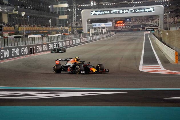FORMULA 1 ETIHAD AIRWAYS ABU DHABI GRAND PRIX 2021 10 12 2021, Yas Marina Circuit, Abu Dhabi, FORMULA 1 ETIHAD AIRWAYS ABU DHABI GRAND PRIX 2021 , in picture Sergio Perez MEX , Red Bull Racing Honda nordphotoxGmbHx xBratic nph00250