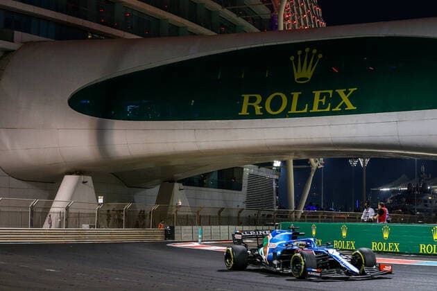 ABU DHABI GRAND PRIX 2021, 10 12 2021 Yas Marina Circuit, Yas Island, United Arab Emirates 10 December 2021 Fernando Alonso (SPA), Alpine A521 during the FORMULA 1 ETIHAD AIRWAYS ABU DHABI GRAND PRIX 2021 Phil Duncan Editorial Use Only Copyright: xPhilxDuncanx ESM-0289-0040