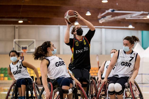 European Championship Wheelchair Basketball 10 12 2021 MADRID, SPAIN 10 December Wheelchair Basketball, Semi Final Great Britain vs Germany Women on Day 7 of the European Championship Wheelchair Basketball at Polid Municipal Francisco Fernandez Ochoa on 10 12 2021 in Madrid, Spain Charlotte Moore Great Britain, 4 , Katharina Lang Germany, 8 , Helen Freeman Great Britain, 7 Copyright: xBEAUTIFULxSPORTS Wunderlx