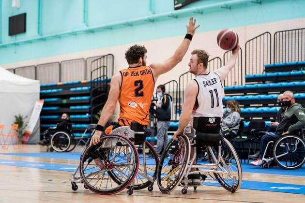 European Championship Wheelchair Basketball 10 12 2021 MADRID, SPAIN 10 December Wheelchair Basketball, Semifinal Germany vs Netherlands Men on Day 7 of the European Championship Wheelchair Basketball on 10 12 2021 at Polid Municipal Francisco Fernandez Ochoa in Madrid, Spain Mendel Op Den Orth Netherlands, 2 , Jan Sadler Germany, 11 Copyright: xBEAUTIFULxSPORTS Wunderlx