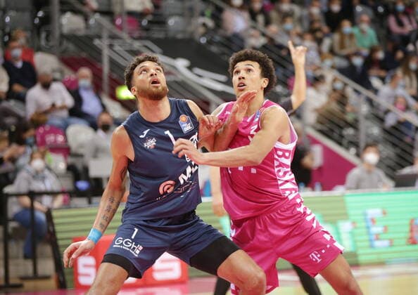 Tyson Ward Telekom Baskets Bonn vs Brekkott Chapman MLP Academics Heidelberg easyCredit BBL 1 Bundesliga , 2021 2022 season , Hauptrunde 10 Spieltag