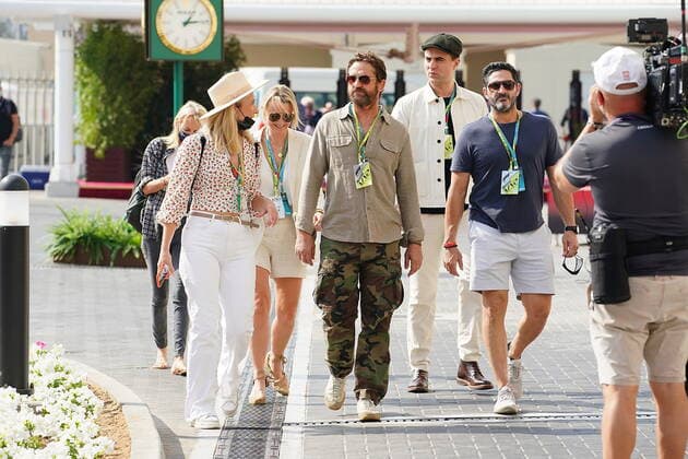 FORMULA 1 ETIHAD AIRWAYS ABU DHABI GRAND PRIX 2021 11 12 2021, Yas Marina Circuit, Abu Dhabi, FORMULA 1 ETIHAD AIRWAYS ABU DHABI GRAND PRIX 2021 , pictured is actor Gerard Butler in the Abu Dhabi paddock. nordphotoxGmbHx xBratic nph00250